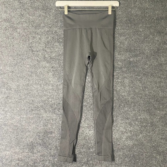 Zyia Active Leggings XS Gray High Rise Angle Grid Performance Ribbed 7/8 - Picture 2 of 13